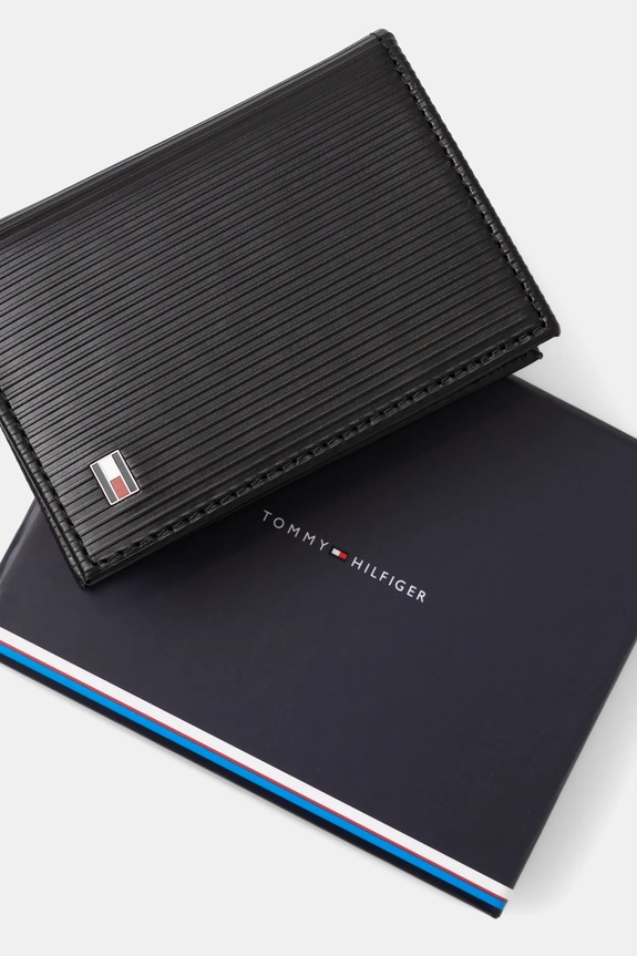 Kožené pouzdro na karty Tommy Hilfiger černá AM0AM13967