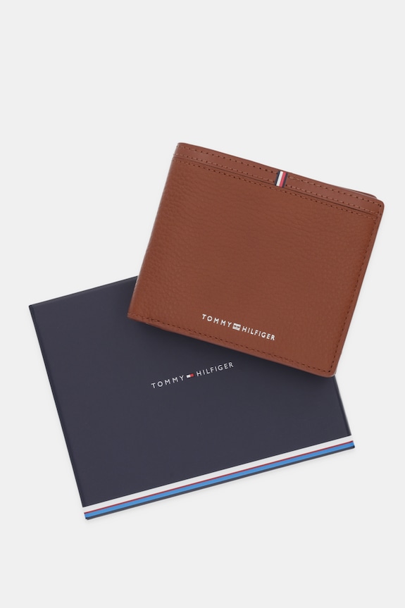 Δερμάτινο πορτοφόλι Tommy Hilfiger AM0AM13969 καφέ