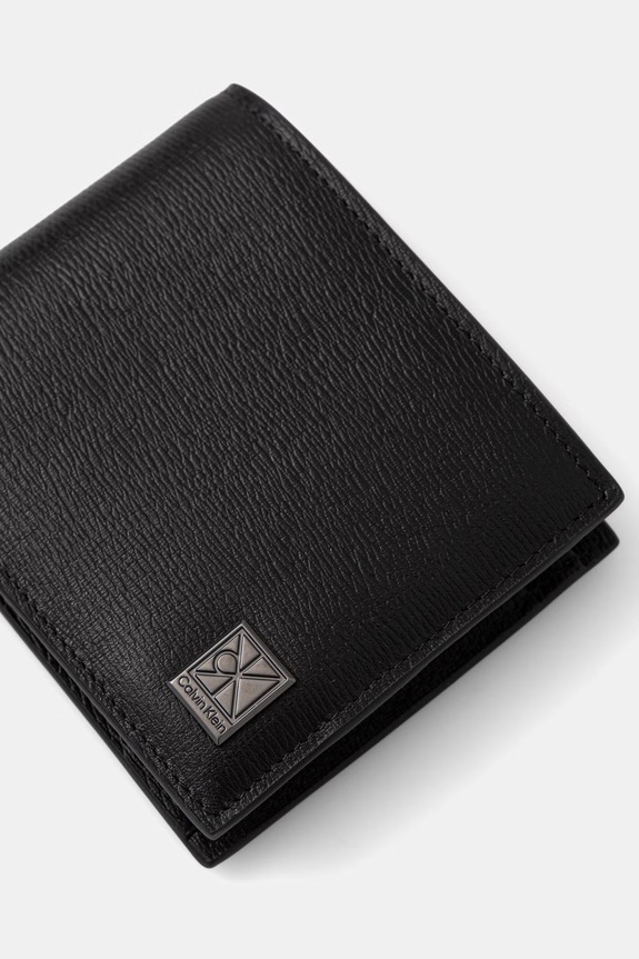 Calvin Klein denarnica moška usnjena LV04D1167G črna SS26