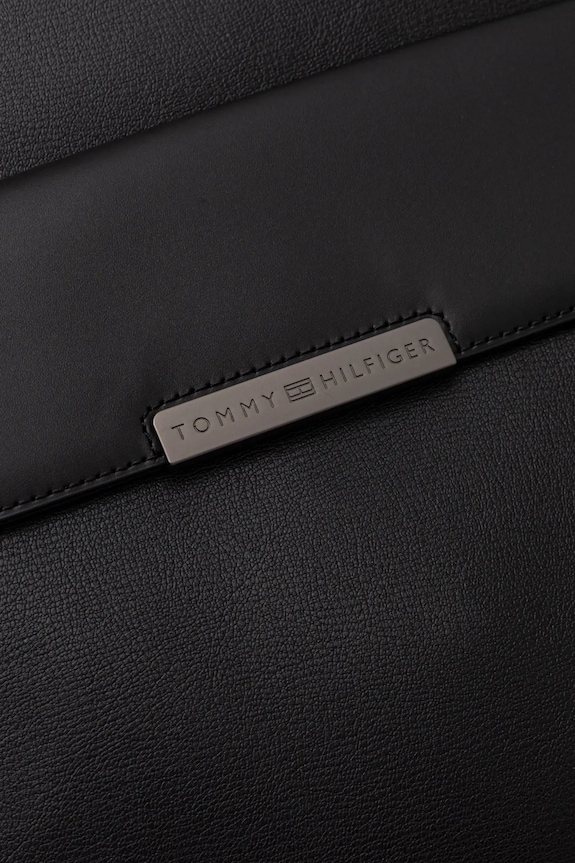 Kožený ruksak Tommy Hilfiger čierna AM0AM13981