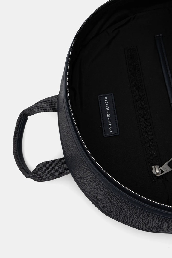 Batoh Tommy Hilfiger námořnická modř AM0AM13983