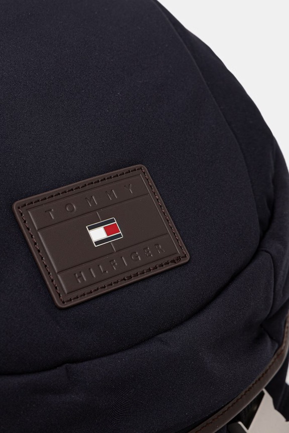 Tommy Hilfiger mestský ruksak pánsky tmavomodrá AM0AM14143