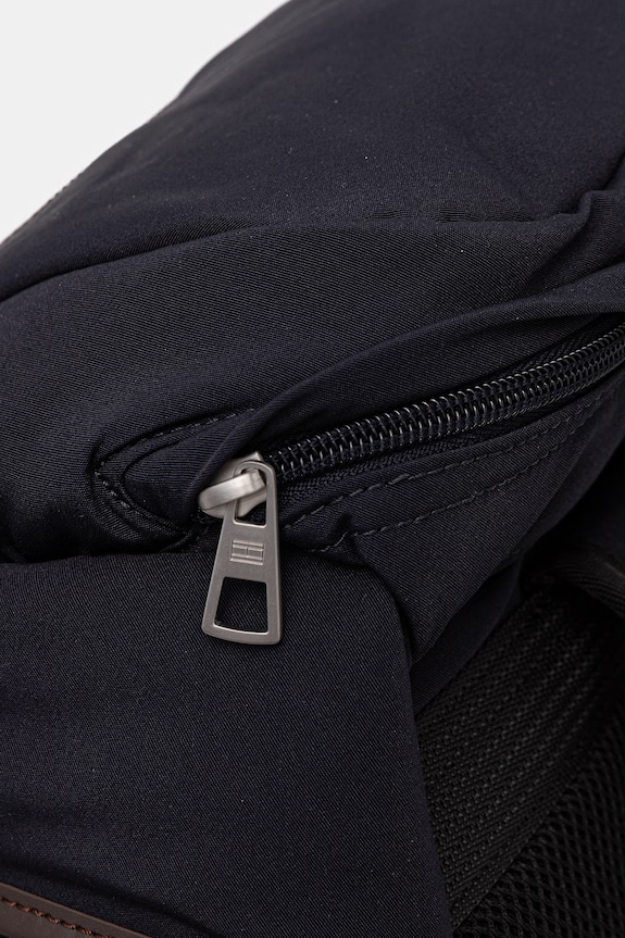 Tommy Hilfiger mestský ruksak pánsky AM0AM14143