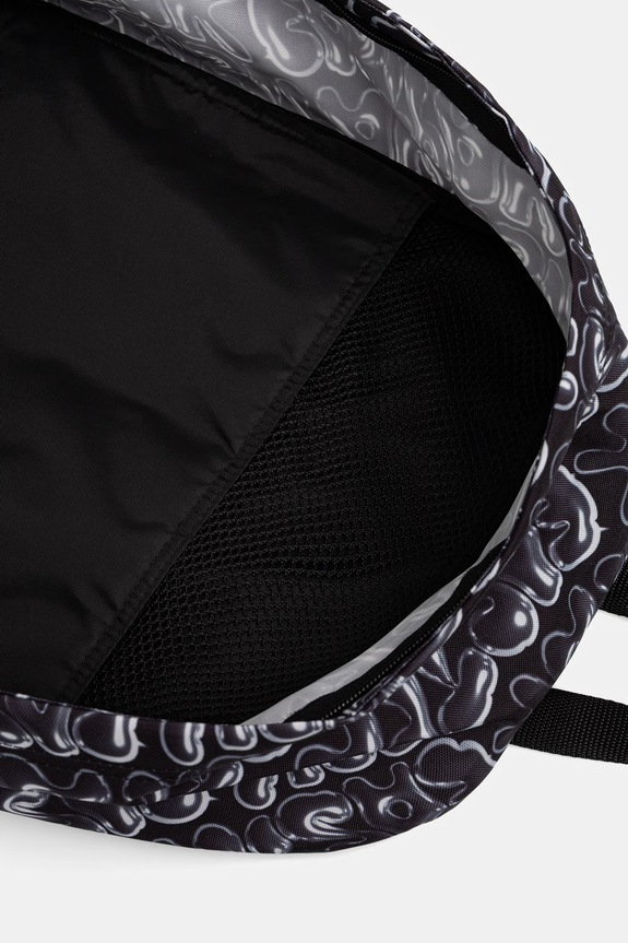 Σακίδιο πλάτης Eastpak OUT OF OFFICE EK0007672Z81 μαύρο