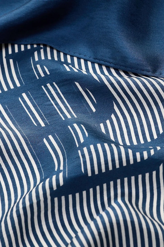 Doplnky Lauren Ralph Lauren hustka dámska hodvábna 454P14484 tmavomodrá