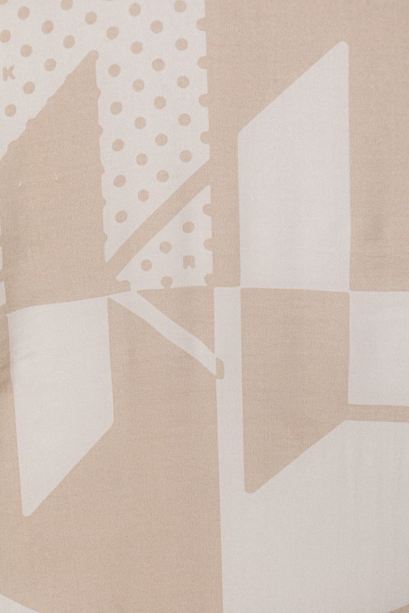 Karl Lagerfeld chusta damska z dodatkiem jedwabiu K/CIRCLE B2W33041 beżowy SS26