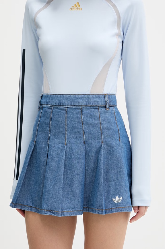 adidas Originals skladaná sukňa rifľová modrá KD5523