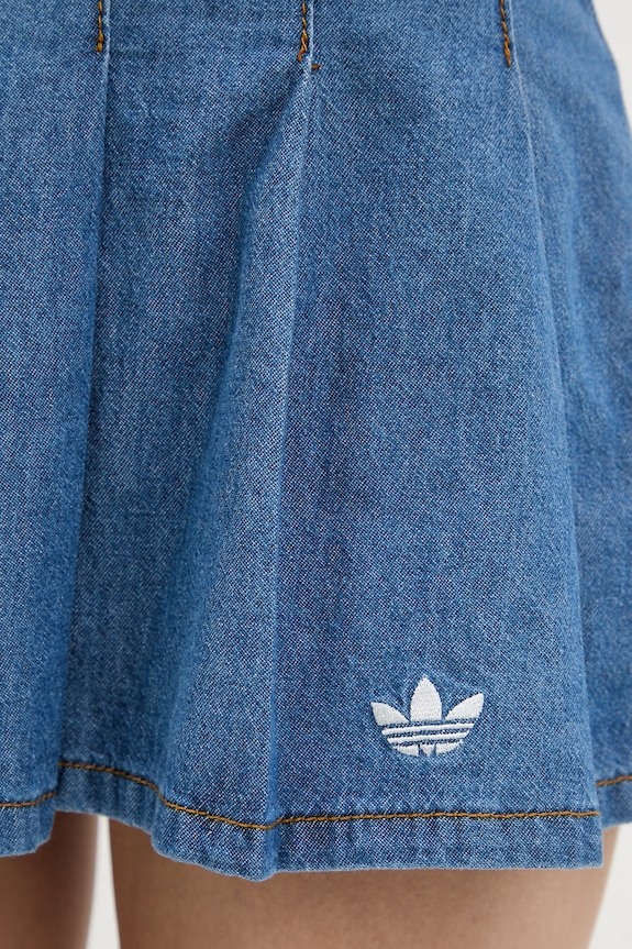 adidas Originals skladaná sukňa rifľová modrá KD5523