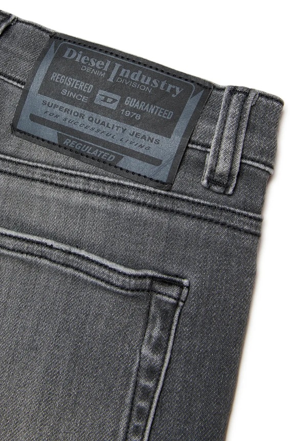 Diesel jeansy z bawełną dziecięce D-LUCAS-J JJJ TROUSERS czarny J00994.KXBRT