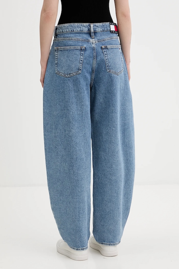 Odzież Tommy Jeans jeansy DW0DW22618 niebieski