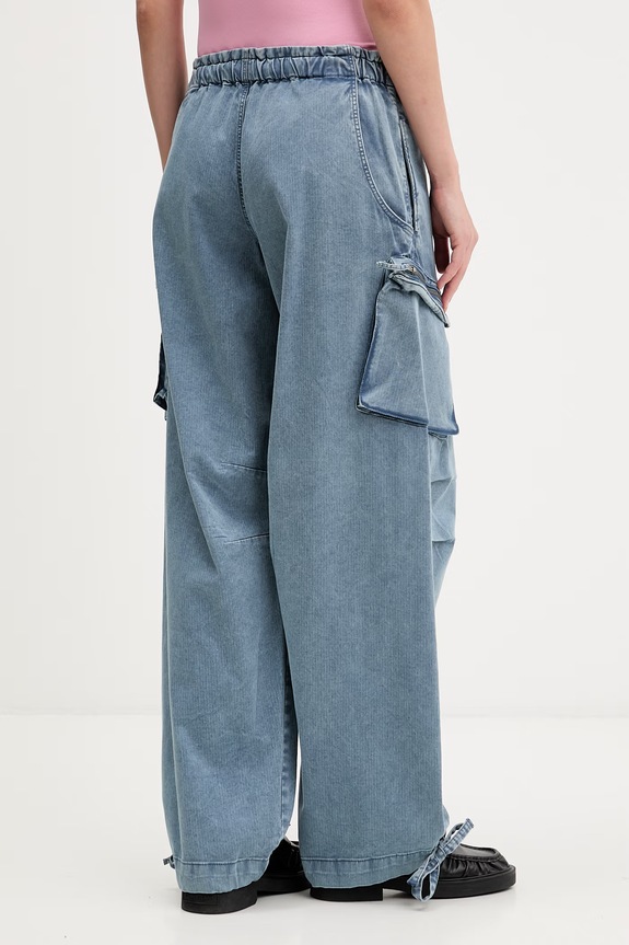 Oblečenie Guess Originals Nohavice cargo dámske W6RA2O.WK121 modrá