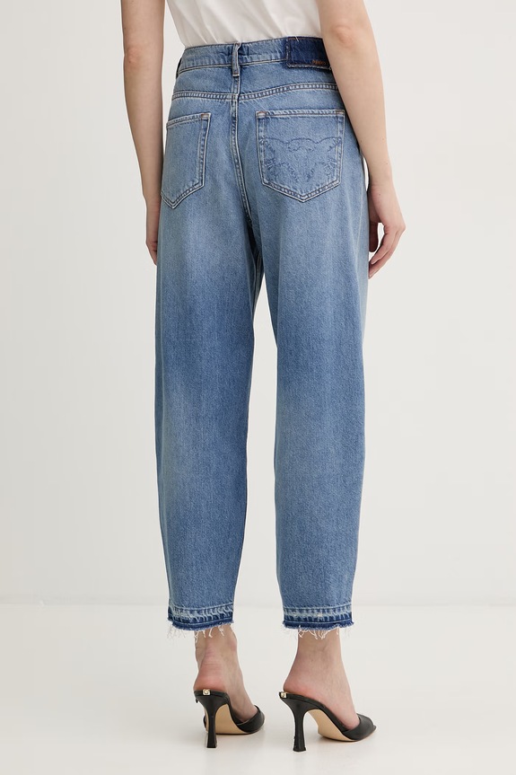 Ruházat Pinko relaxed fit női farmer 103857.A341 kék