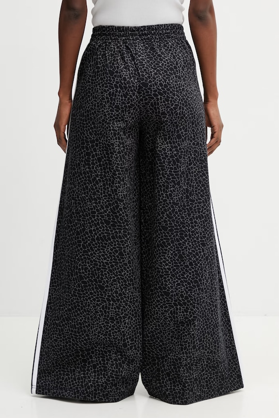 Дрехи Памучен панталон adidas Originals KD2816 черен