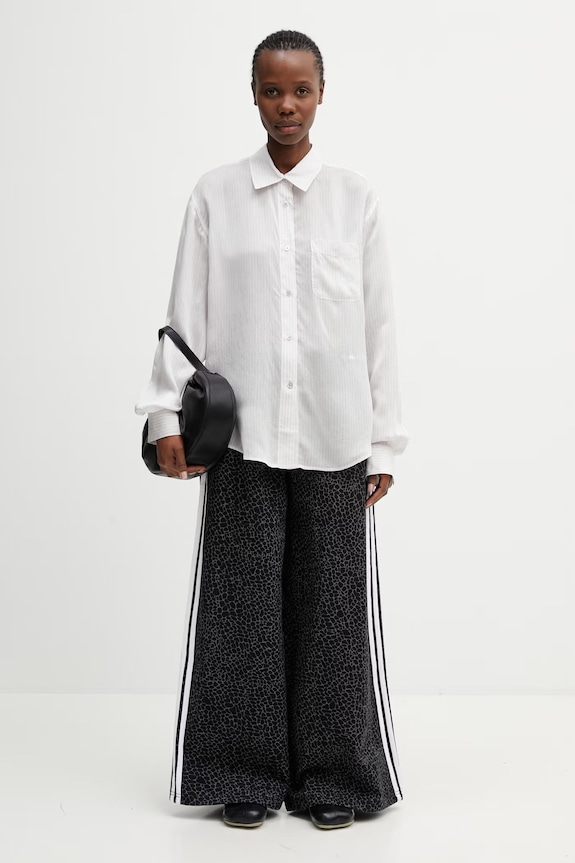 Памучен панталон adidas Originals KD2816 черен