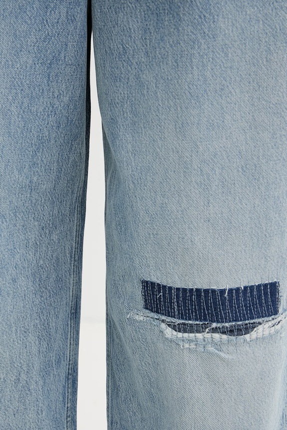 Tommy Jeans jeansy loose damskie DW0DW22377 niebieski