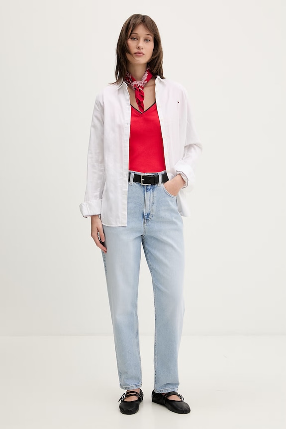 Tommy Jeans jeansy mom fit damskie DW0DW22993 niebieski SS26