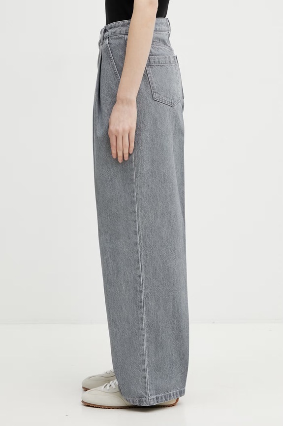 Maison Kitsuné Blugi relaxed fit pentru femei QW01103WD4021 gri SS26