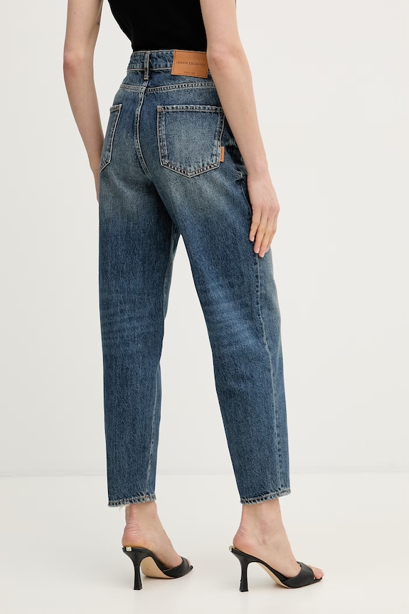Odzież Armani Exchange jeansy carrot damskie XW000128.AF19629 niebieski