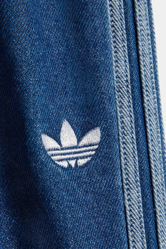adidas Originals jeansy dziecięce niebieski KD3190