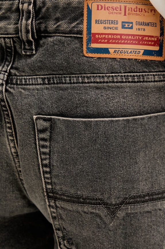 Diesel rifle relaxed fit pánske 1980 D-EEPER-RA L.32 sivá A21245.007CR