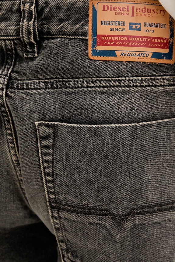 Diesel rifle relaxed fit pánske 1980 D-EEPER-RA L.32 sivá A21245.007CR