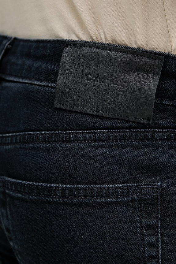 Calvin Klein jeansy slim taper męskie granatowy LV04RF930G