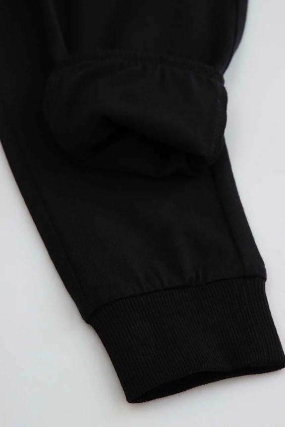 Coccodrillo spodnie dresowe dziecięce czarny WC6122101VBA