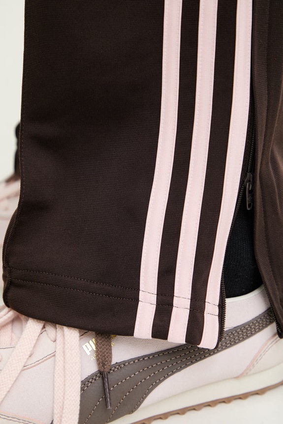 adidas Originals pantaloni da tuta da donna Firebird Classic marrone KC6563