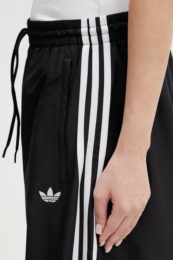 adidas Originals Firebird teplákové nohavice dámske čierna KD2914
