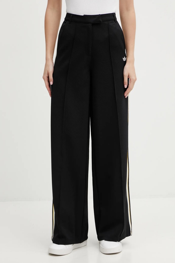 Nohavice adidas Originals Manager Pants s elastanom čierna KD2963