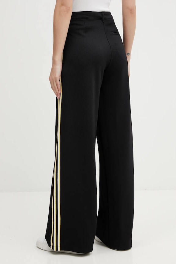 Oblečenie Nohavice adidas Originals Manager Pants KD2963 čierna