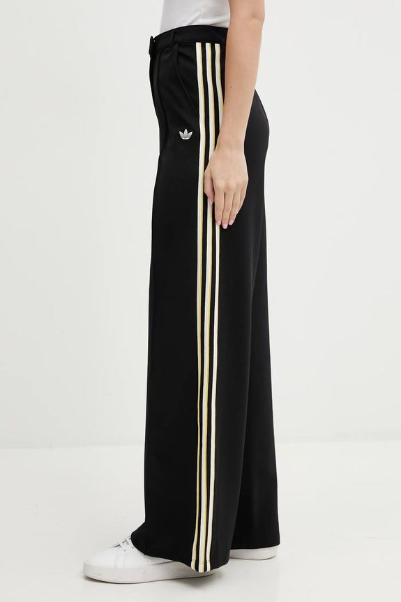 Nohavice adidas Originals Manager Pants čierna KD2963
