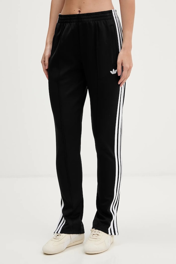 Tepláky adidas Originals SST Classic nášivka čierna KD5570