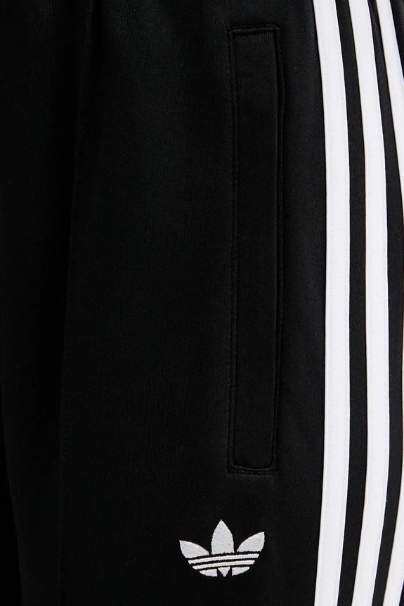 Tepláky adidas Originals SST Classic čierna KD5570