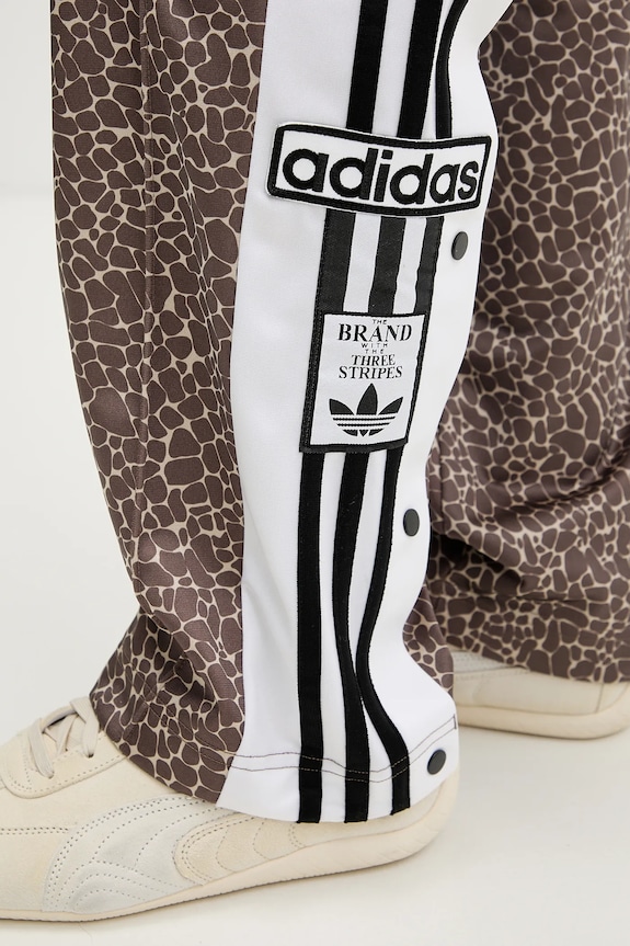 Tepláky adidas Originals hnedá KD8820