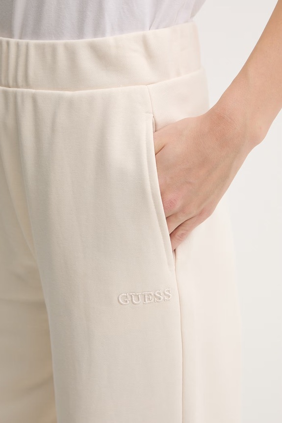 Guess spodnie dresowe YAYOI beżowy V6RB03.KD761