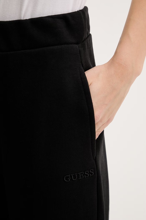Spodnji del trenirke Guess YAYOI črna V6RB03.KD761