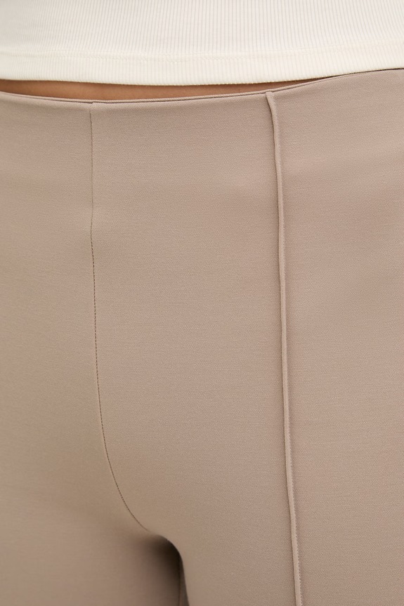 Spodnji del trenirke Guess ANNIE bež V6RB20.KD822