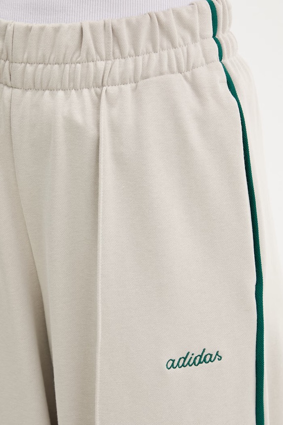 Спортивные штаны adidas Essentials Colourpop бежевый JZ0192