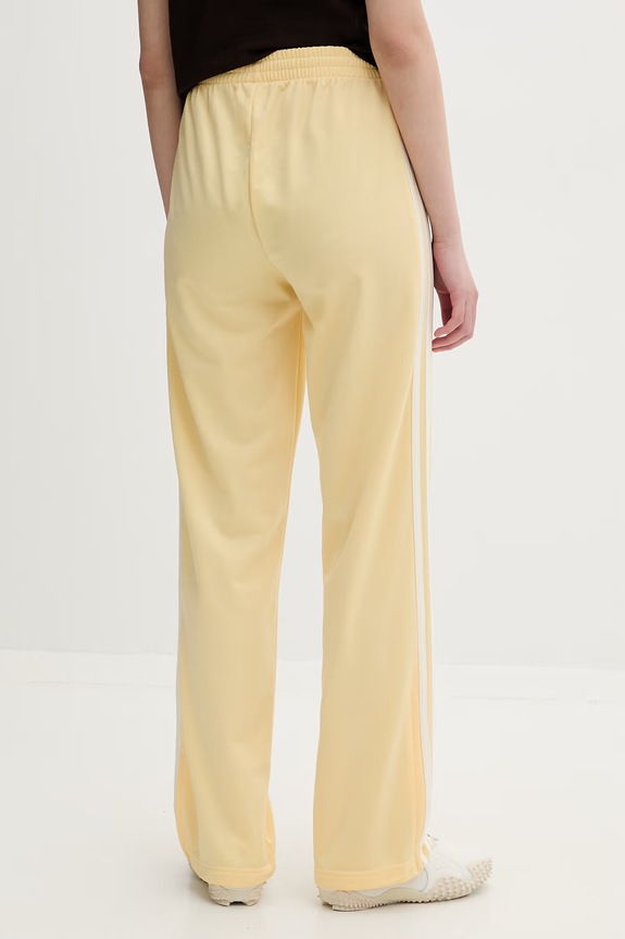 Îmbrăcăminte adidas Originals pantaloni de trening pentru femei KD3650 galben