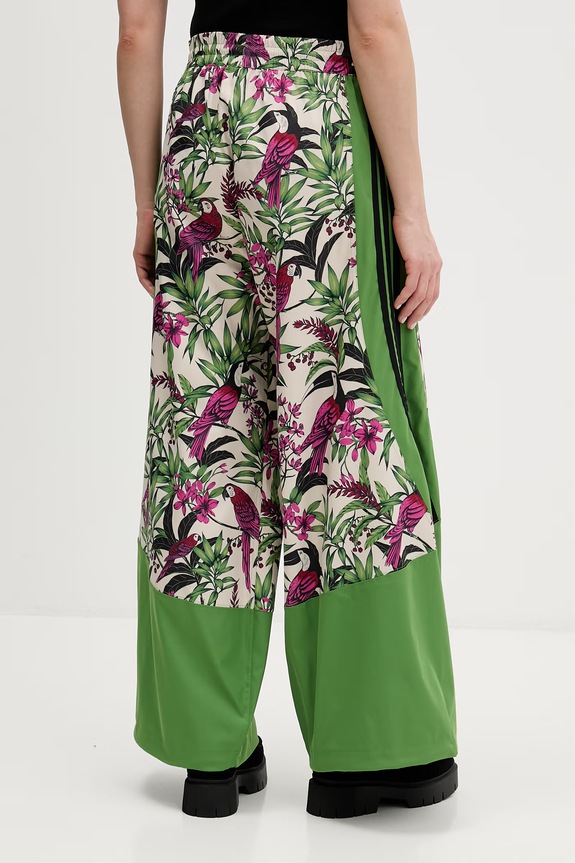 Одяг Штани adidas x Farm Rio KD4642 зелений