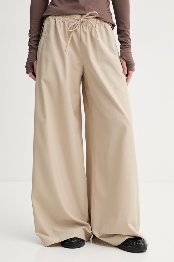 adidas Originals pantaloni de trening pentru femei verde KD6300