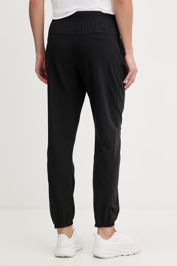 Abbigliamento On Pantaloni da tuta da donna Focus 1WF10380553 nero
