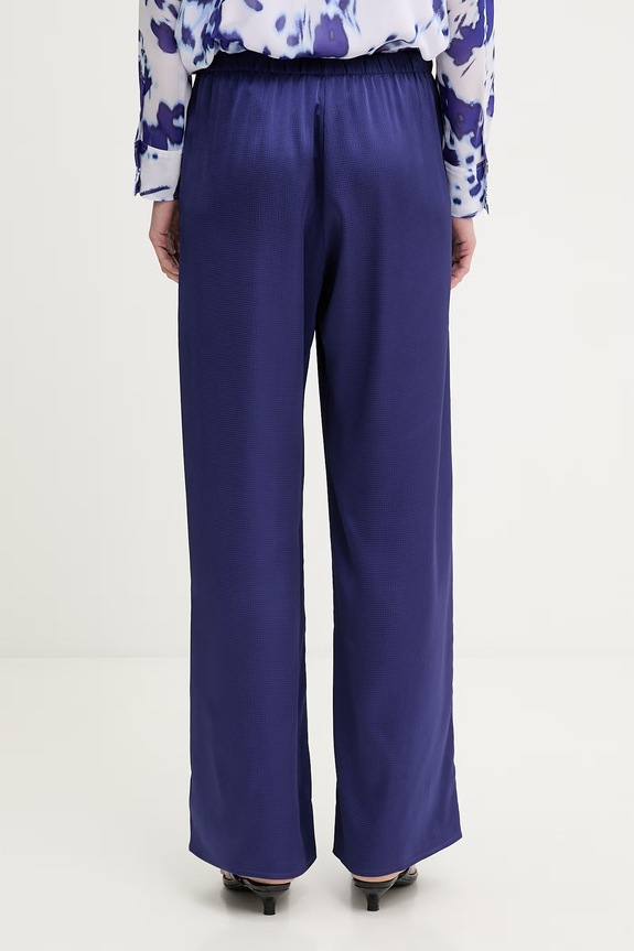 Oblečenie Calvin Klein nohavice dámske LV044F611G fialová