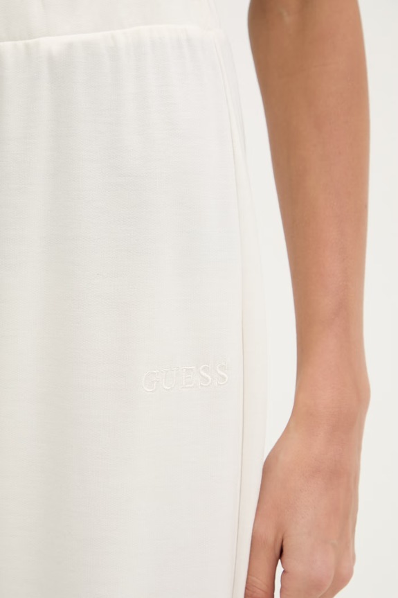 Guess pantaloni de trening pentru femei JUNIE bej O6GB01.KCQP2