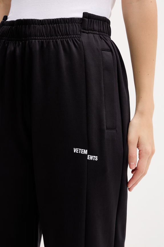 VETEMENTS spodnie dresowe Cut-up Athletic czarny WE76GP338B