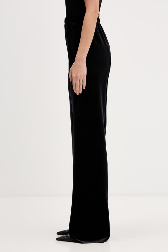 VETEMENTS spodnie welurowe WE76PA420B czarny SS26