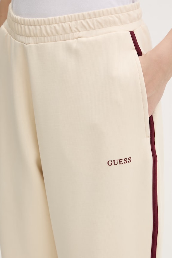 Guess spodnie dresowe damskie JASMINE beżowy V6GB02.K2915