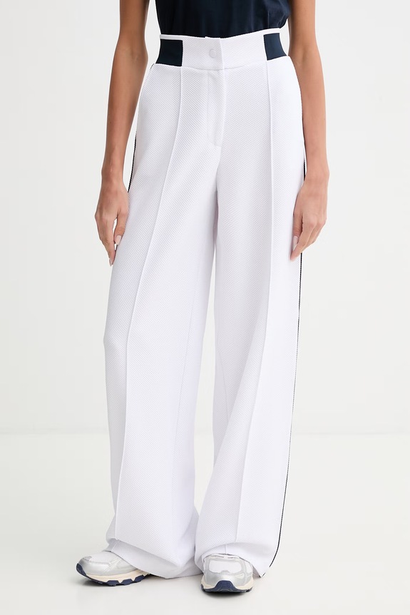 Guess pantaloni de trening pentru femei SARAH alb V6GB03.K2918