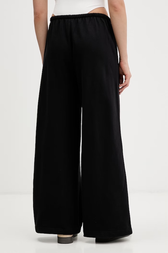 Oblečenie Tommy Jeans teplákové nohavice dámske bavlnené DW0DW22735 čierna
